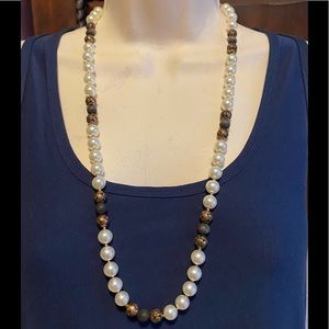 Faux Pearl and Roses Necklace